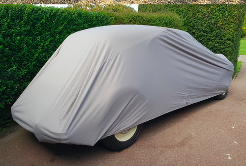 Luxury outdoor stretch fit - fit, car